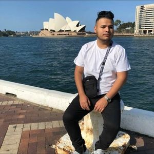 Meet your Posher, Henry